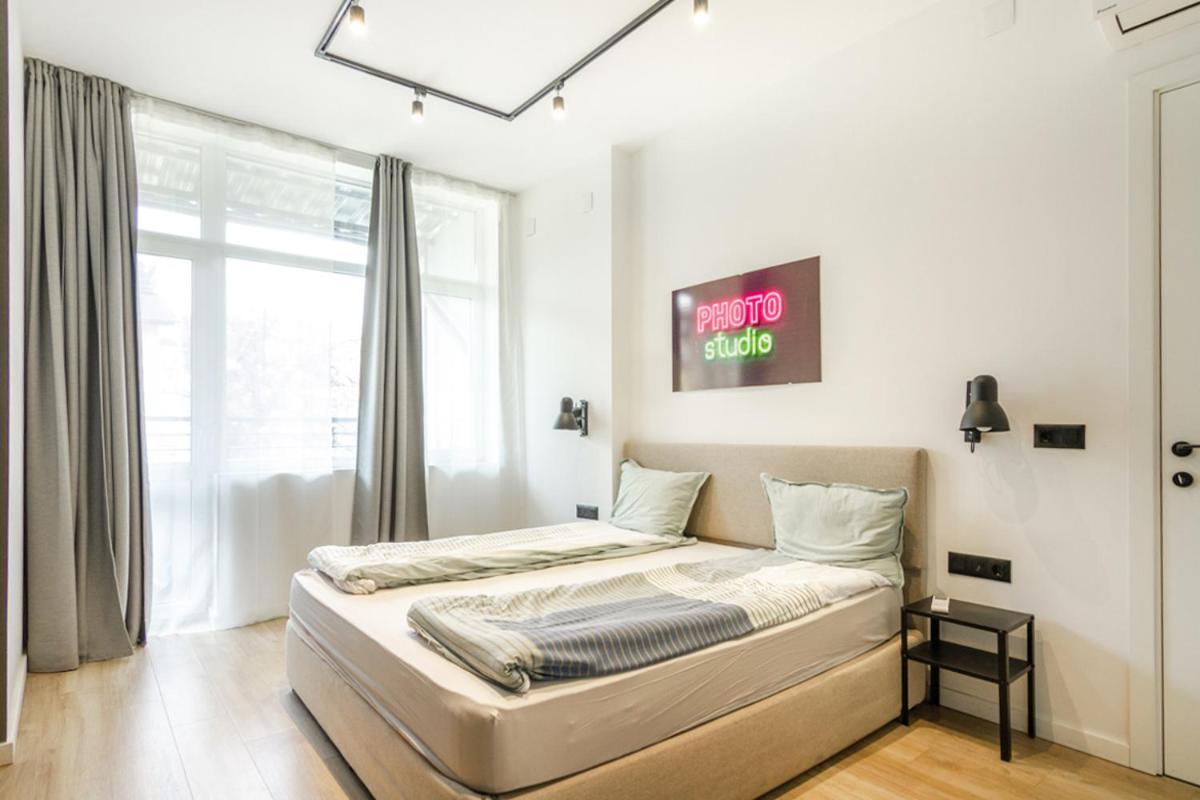 Viral 2 Bedroom Photo Loft Διαμέρισμα
