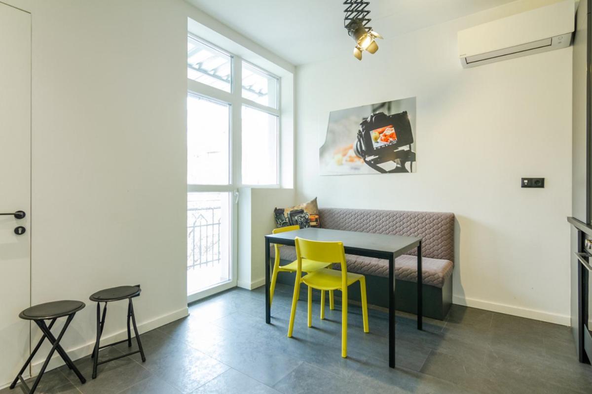 Viral 2 Bedroom Photo Loft Διαμέρισμα