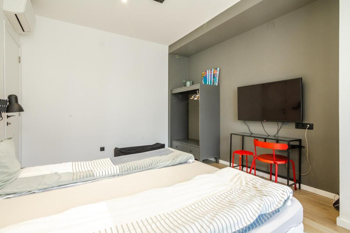 Viral 2 Bedroom Photo Loft Σόφια
