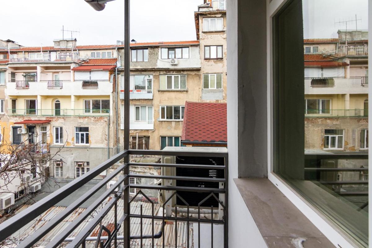 Viral 2 Bedroom Photo Loft Διαμέρισμα Σόφια